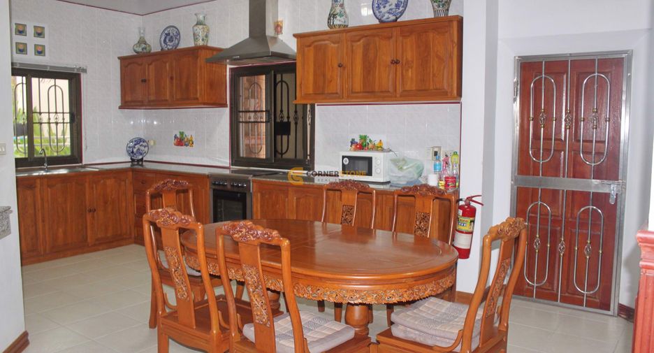 For rent 4 bedrooms house in Bang Lamung, Chonburi