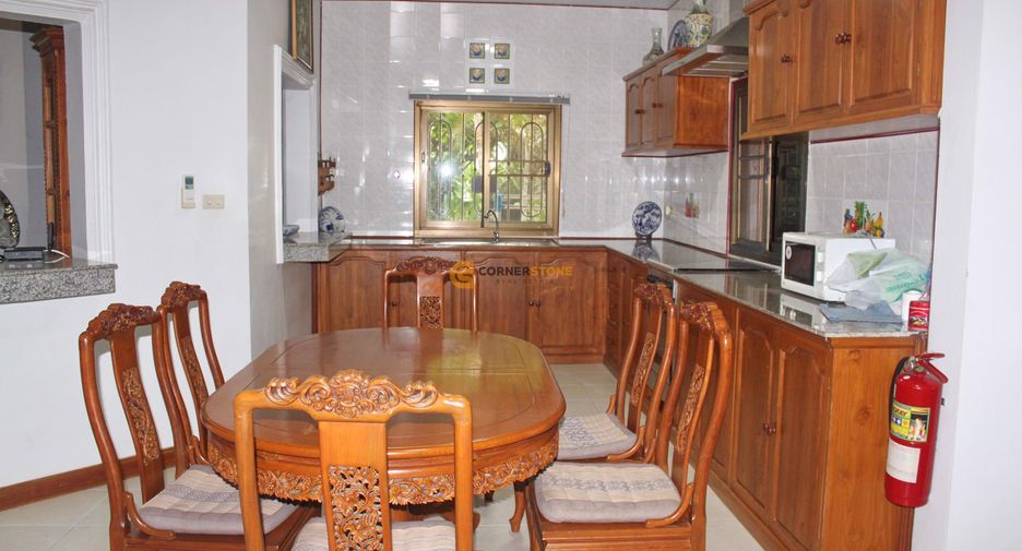 For rent 4 bedrooms house in Bang Lamung, Chonburi