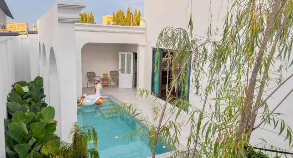 For sale and for rent 5 bedrooms house in Sattahip, Chonburi