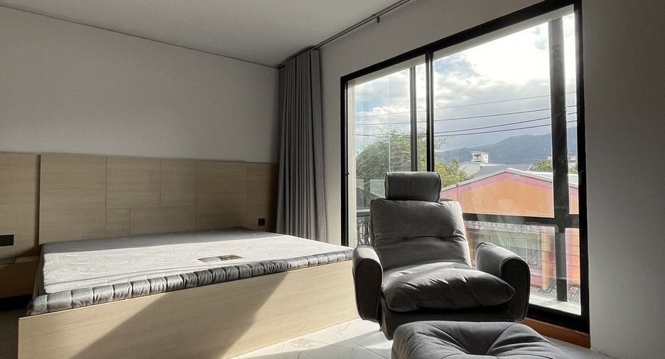 Reihenhaus zur Miete mit 3 Zimmer in Mueang Chiang Mai, Chiang Mai