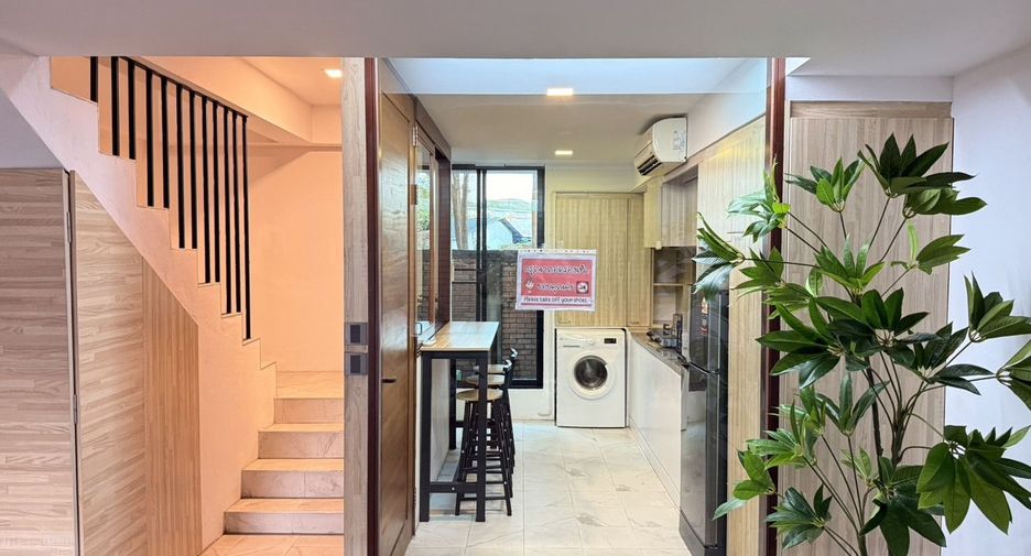 Reihenhaus zur Miete mit 3 Zimmer in Mueang Chiang Mai, Chiang Mai