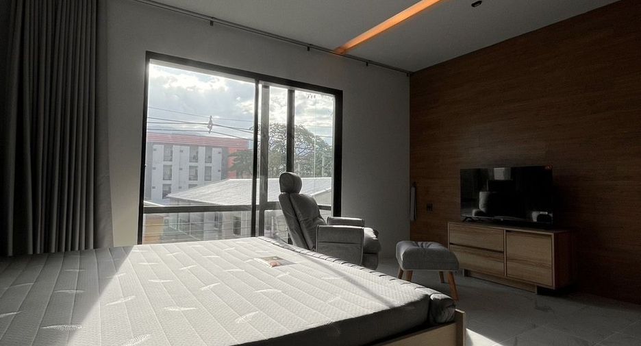 Reihenhaus zur Miete mit 3 Zimmer in Mueang Chiang Mai, Chiang Mai