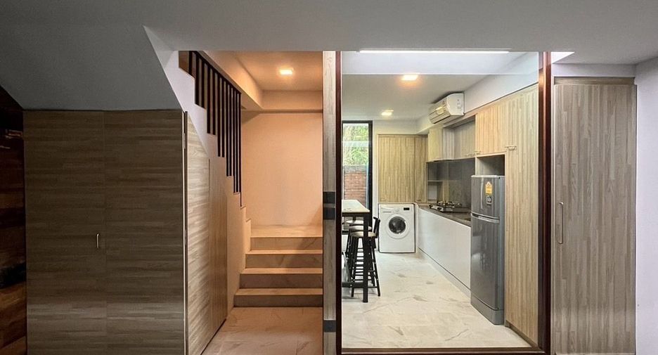 Reihenhaus zur Miete mit 3 Zimmer in Mueang Chiang Mai, Chiang Mai