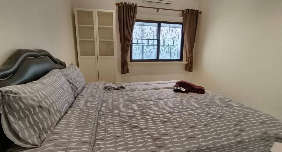 For rent 4 bedrooms house in Bang Lamung, Chonburi