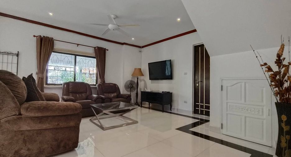 For rent 4 bedrooms house in Bang Lamung, Chonburi
