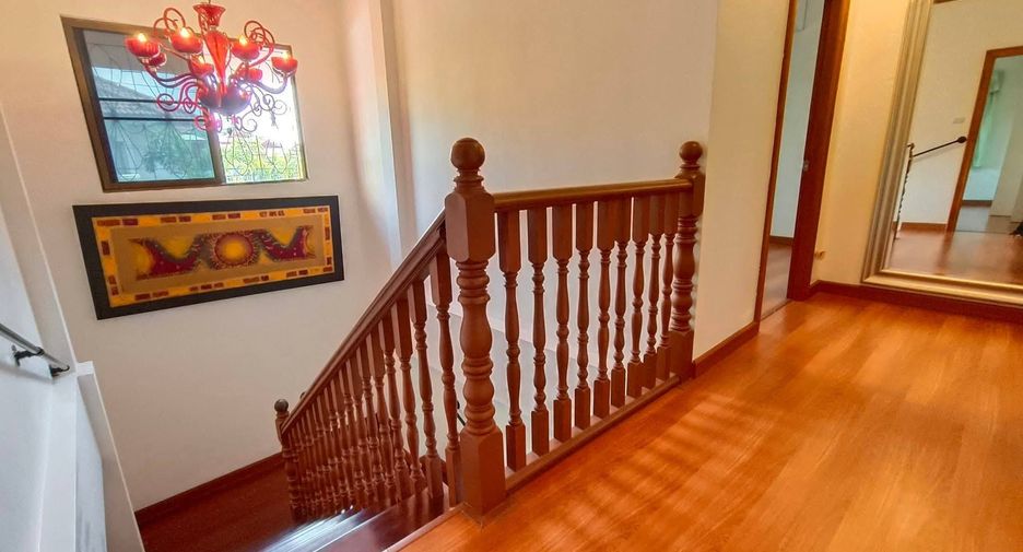 For rent 4 bedrooms house in Bang Lamung, Chonburi