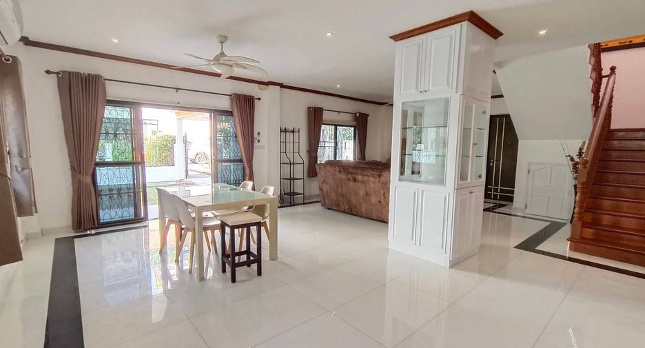 For rent 4 bedrooms house in Bang Lamung, Chonburi