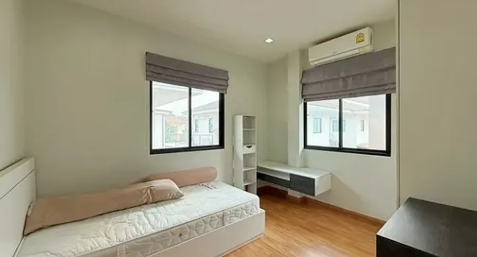 Продажа 3 спальни дом в Thanyaburi, Патумтани