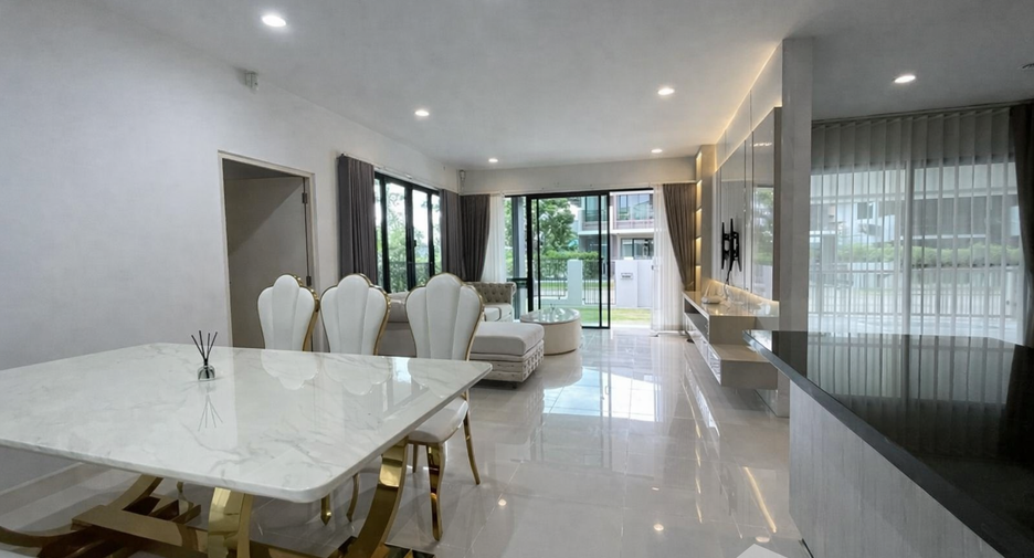 À vendre et à louer 5 chambres maison à Bang Sao Thong, Samut Prakan