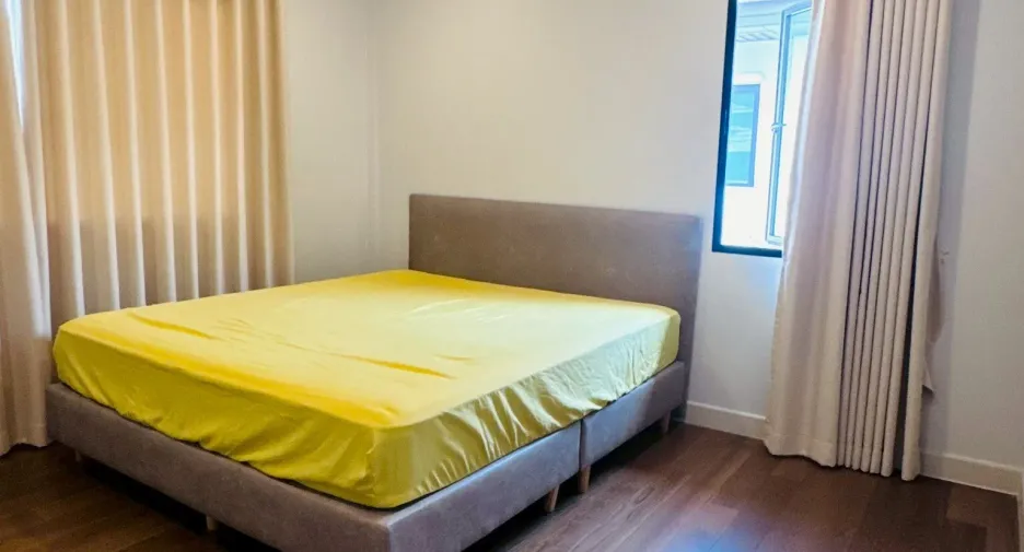 Haus zum Kauf und zur Miete mit 5 Zimmer in Bang Sao Thong, Samut Prakan