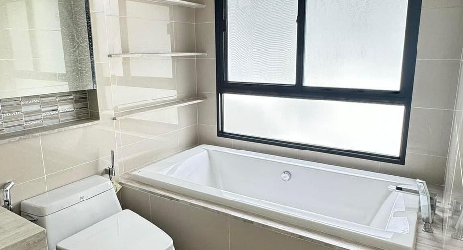 À vendre et à louer 5 chambres maison à Bang Sao Thong, Samut Prakan