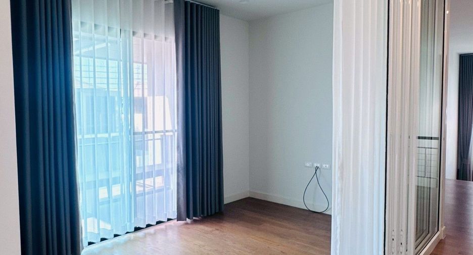 À vendre et à louer 5 chambres maison à Bang Sao Thong, Samut Prakan