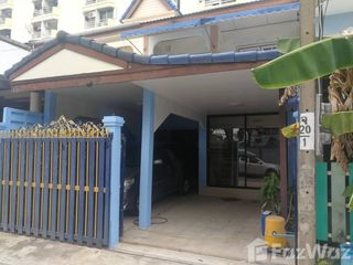 For Rent 4 Bedroom Townhouse In Bueng Kum, Bangkok