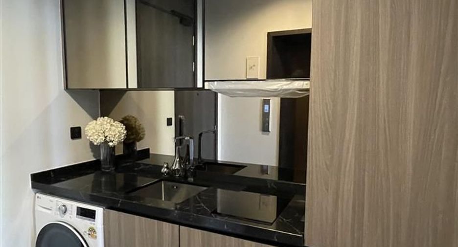 For sale 1 bed condo in Watthana, Bangkok