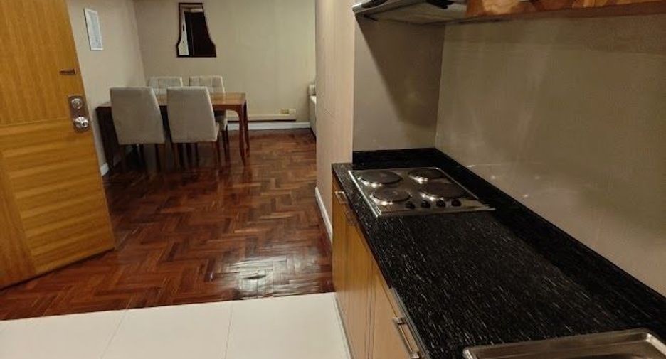 For rent 1 bed condo in Yan Nawa, Bangkok