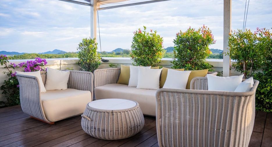 For sale 4 bedrooms condo in Mueang Phuket, Phuket