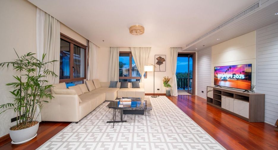 For sale 4 bedrooms condo in Mueang Phuket, Phuket