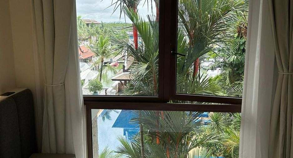 For sale 4 bedrooms condo in Mueang Phuket, Phuket