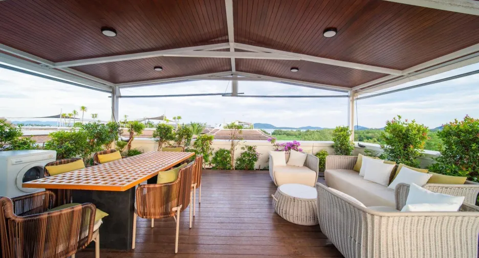For sale 4 bedrooms condo in Mueang Phuket, Phuket