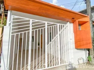 Casa adosada en venta de 2 habitaciones en Kathu, Phuket