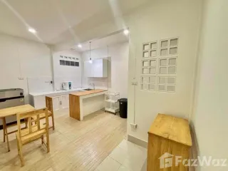 Casa adosada en venta de 2 habitaciones en Kathu, Phuket