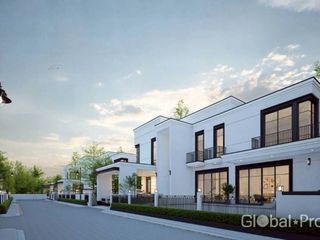 For sale 5 bedrooms house in Bang Lamung, Chonburi
