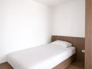 For sale そして for rent 2 ベッドルーム condo in Si Racha, Chonburi