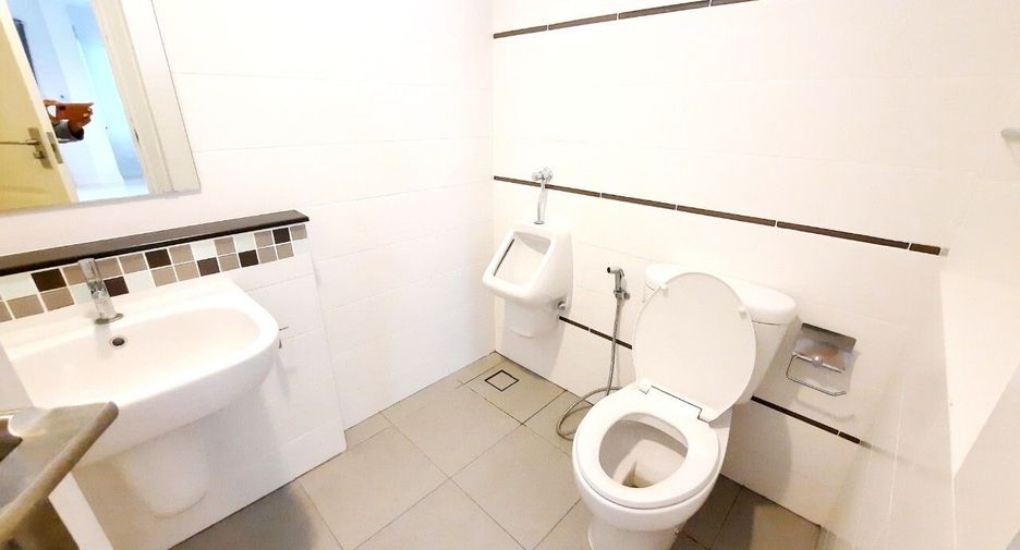 For rent 3 bedrooms house in Mueang Chiang Mai, Chiang Mai