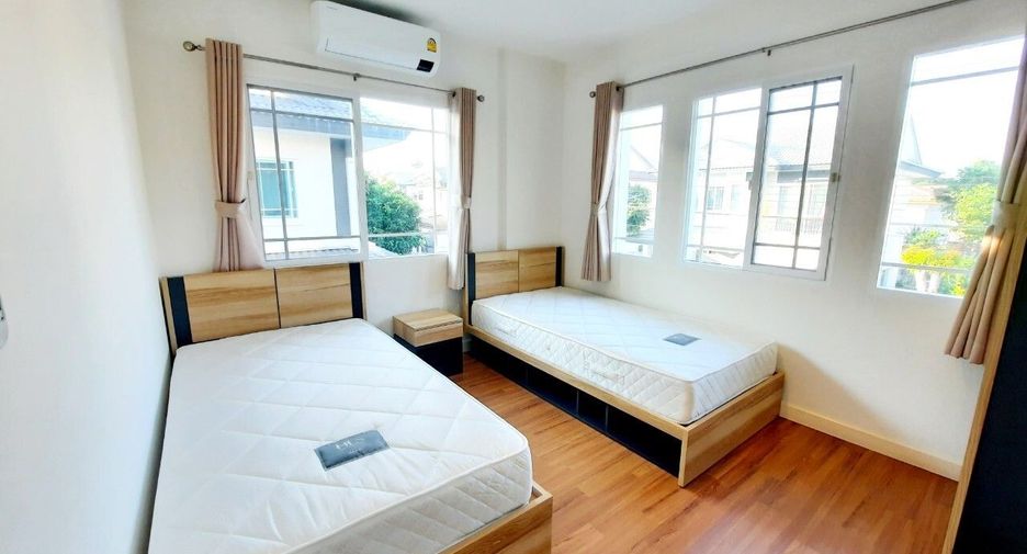 For rent 3 bedrooms house in Mueang Chiang Mai, Chiang Mai
