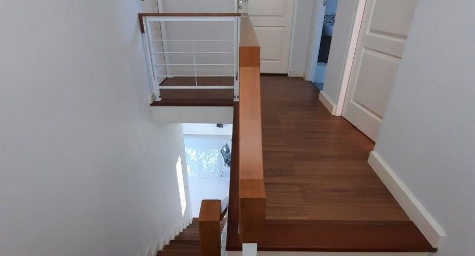 For rent 3 bedrooms house in Mueang Chiang Mai, Chiang Mai