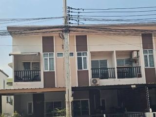 Продажа 2 спальни таунхаус в Банг Ламунг, Чонбури