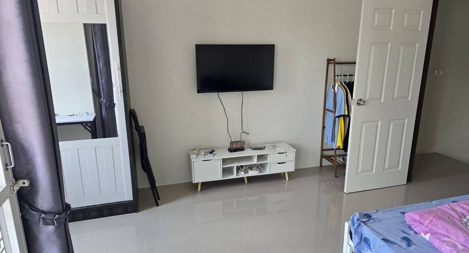 For sale 2 bedrooms townhouse in Bang Lamung, Chonburi