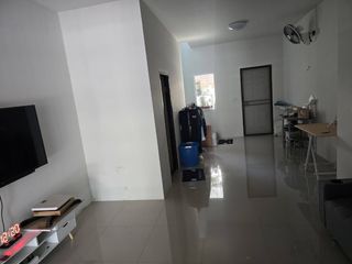 Продажа 2 спальни таунхаус в Банг Ламунг, Чонбури