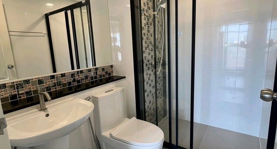 Wohnung zur Miete mit 1 Zimmer in Bang Kapi, Bangkok