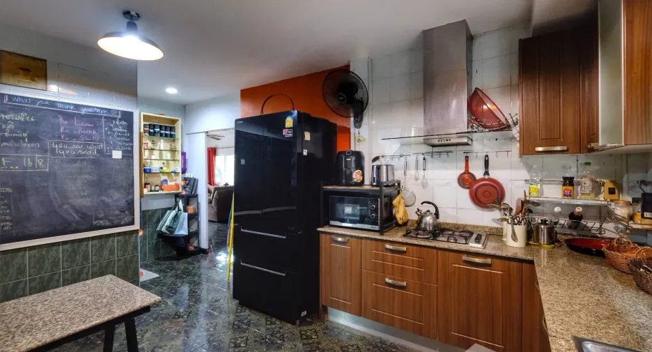 For rent 6 bedrooms house in Bang Bon, Bangkok