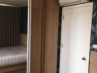 For rent 2 bedrooms condo in Yan Nawa, Bangkok