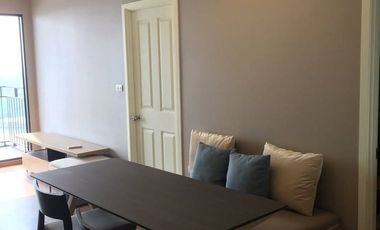 Condo en alquiler de 2 habitaciones en Yan Nawa, Bangkok