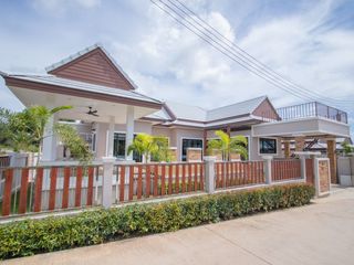 For rent 3 bedrooms villa in Pran Buri, Prachuap Khiri Khan