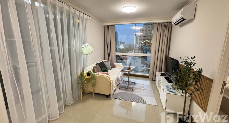 For rent 2 bedrooms condo in Phaya Thai, Bangkok