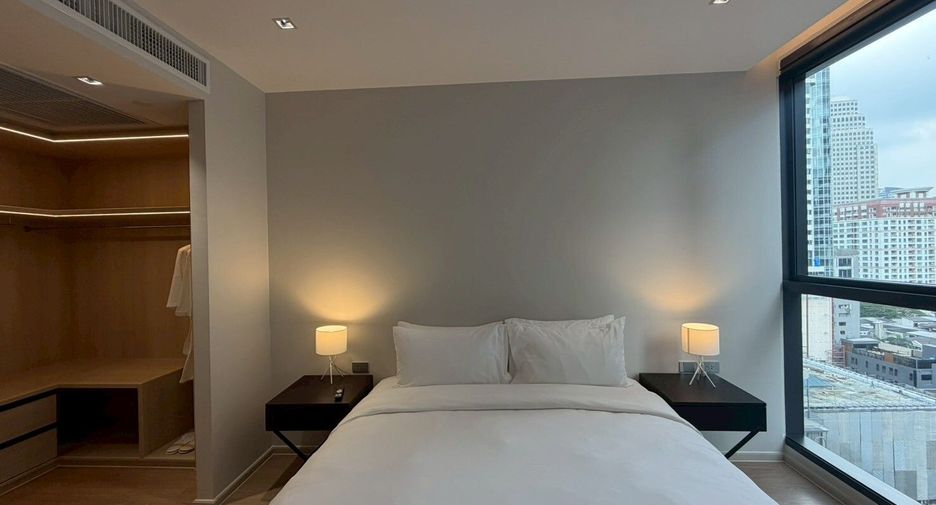 For rent 2 bedrooms apartment in Khlong Toei, Bangkok
