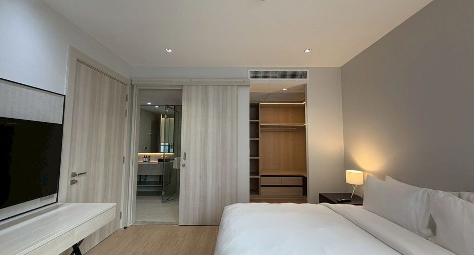 For rent 2 bedrooms apartment in Khlong Toei, Bangkok