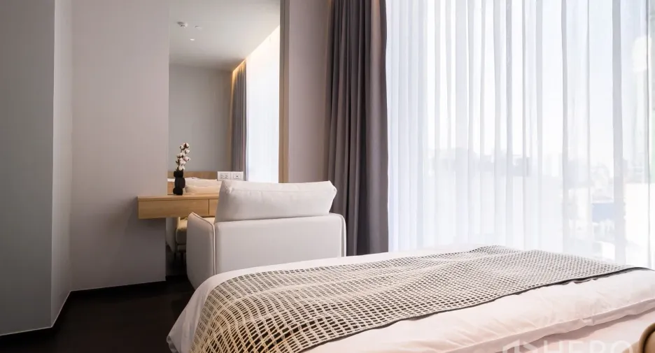 For rent and for sale 2 bedrooms condo in Khlong Toei, Bangkok