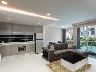 For rent 2 bedrooms condo in Khlong Toei, Bangkok