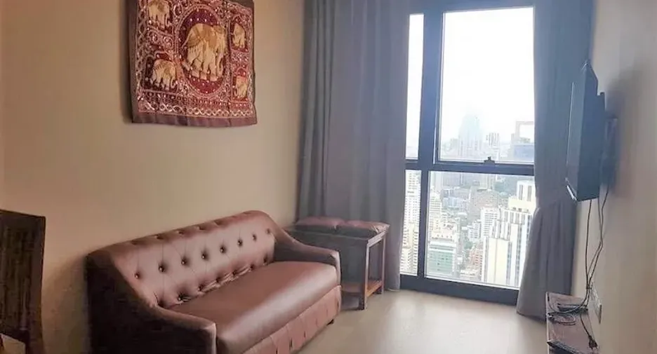 For rent 1 bed condo in Khlong Toei, Bangkok