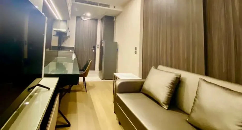 For rent 1 bed condo in Khlong Toei, Bangkok