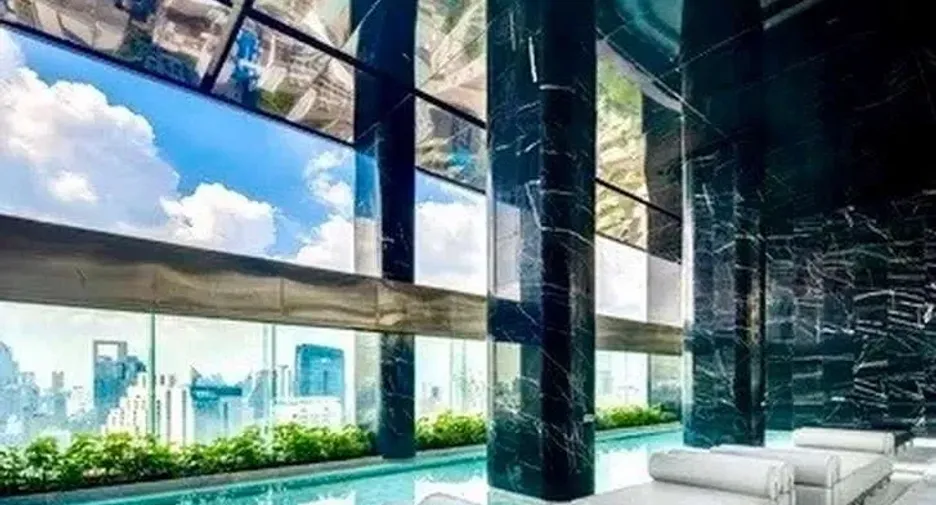For rent 1 bed condo in Khlong Toei, Bangkok