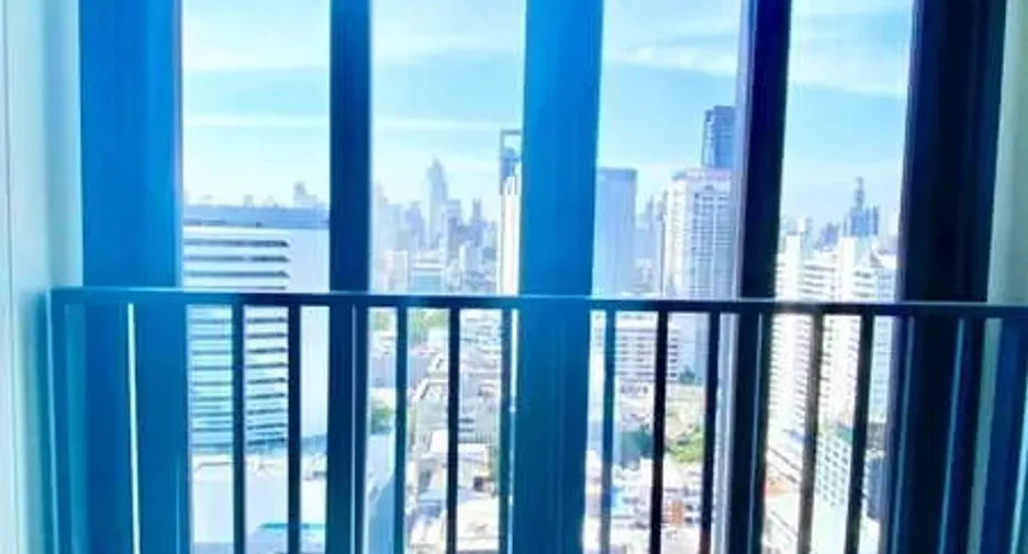 For rent 1 bed condo in Khlong Toei, Bangkok