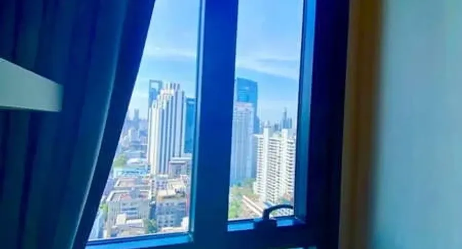 For rent 1 bed condo in Khlong Toei, Bangkok
