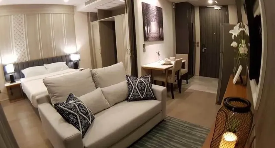 For rent 1 bed condo in Khlong Toei, Bangkok