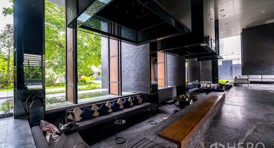 For rent 1 bed condo in Khlong Toei, Bangkok